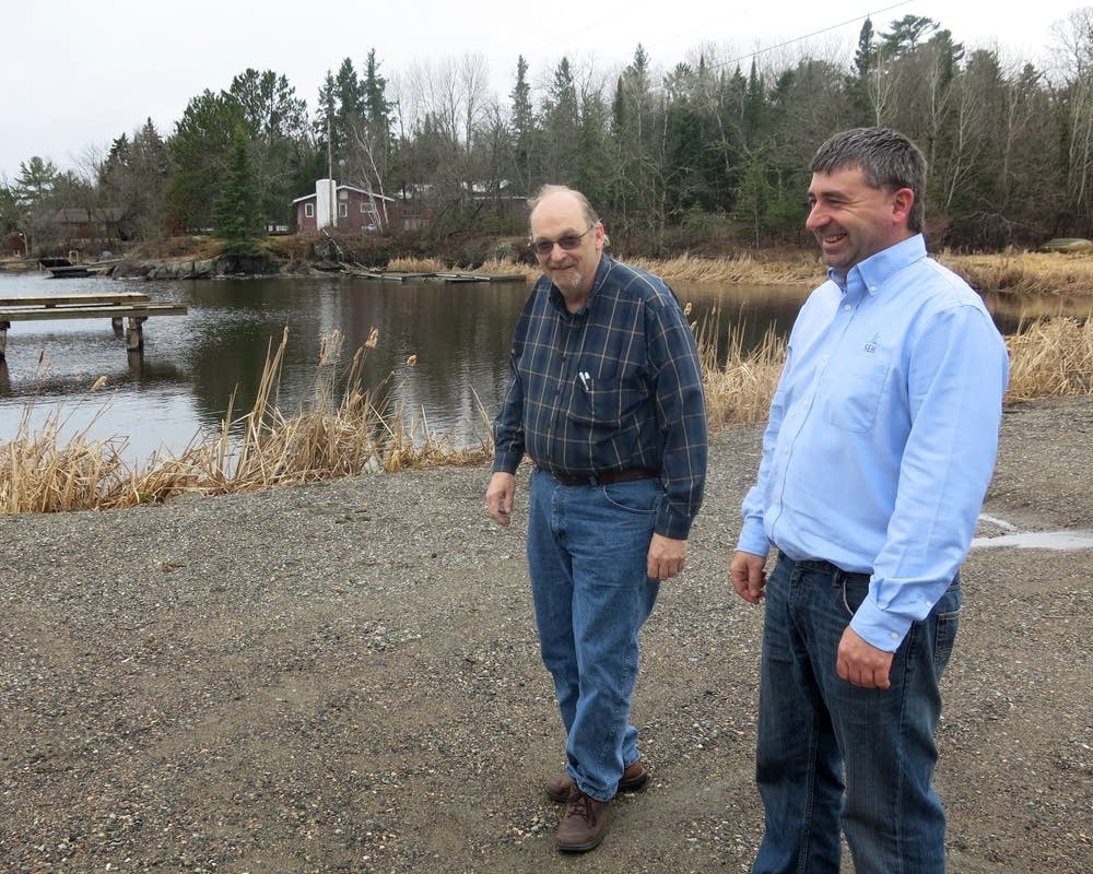 Dale Olson, left, and engineer Randy Jenniges