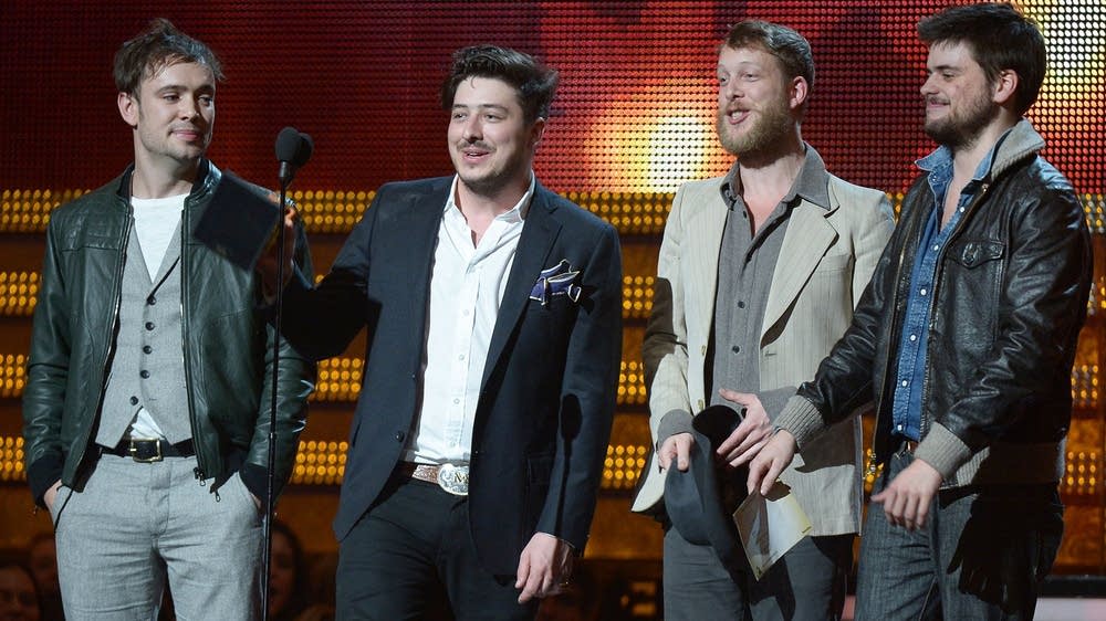 792d45-20130210-grammys-