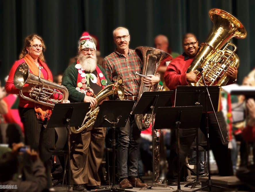 Photos Tuba Christmas 2022 Los Angeles Ca A Merry Tubachristmas