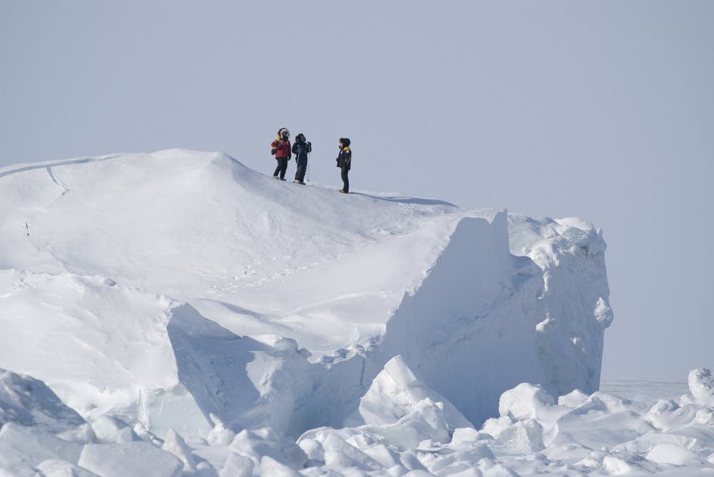 Will Steger leads Ellesmere Island Expedition