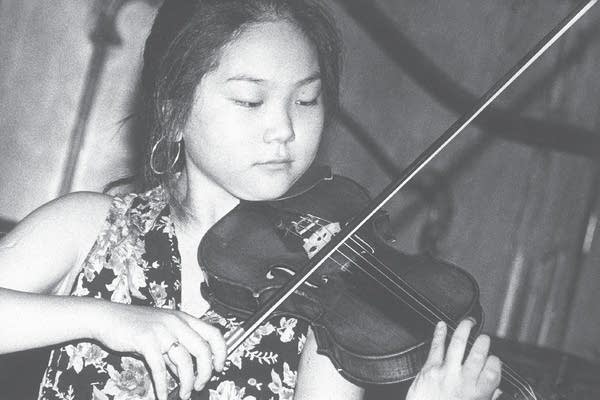 Poster Violinist Min Kym in 1992