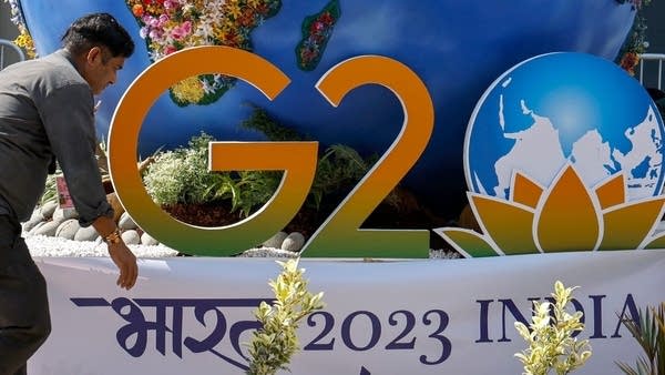 President Xi skips G20, China broadens iPhone ban