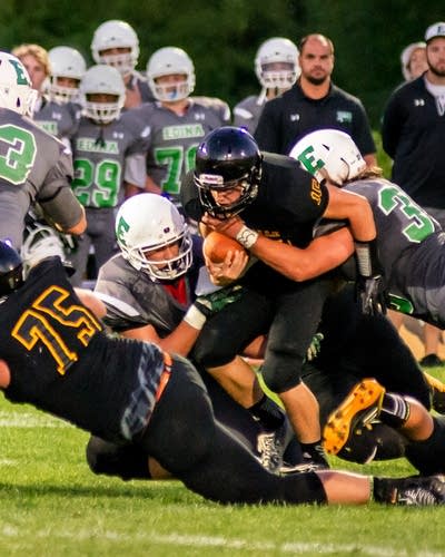 evhs football helmet Iowa Hawkeyes Riddell SpeedFlex At approx Focus on concussions transforms high