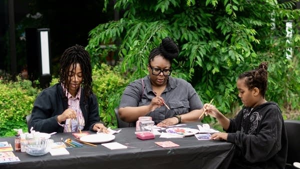 MN Shortlist, Sept. 12-18: It’s the Arboretum Glass Pumpkin Patch, Charlie Brown