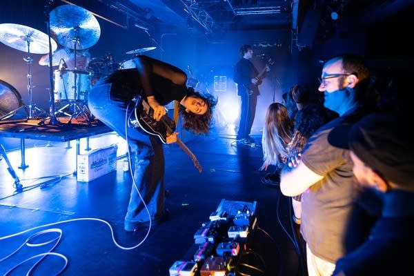 Geese performing at Amsterdam Bar and Hall