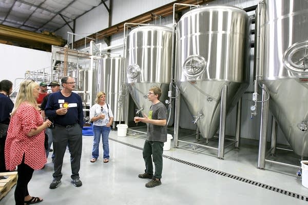 Craft-beer scene draws tours to Twin Ports area