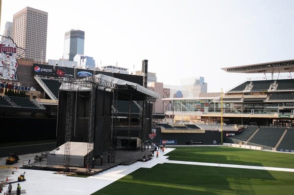 Paul McCartney Target Field 06