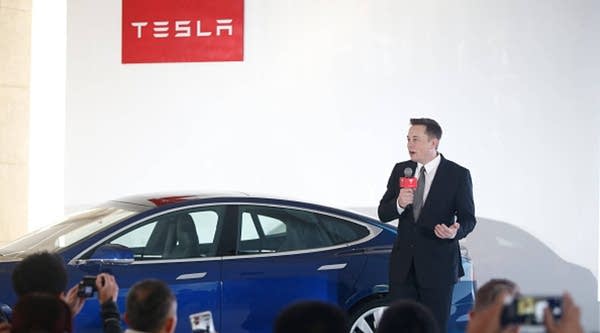 Elon Musk backtracks
