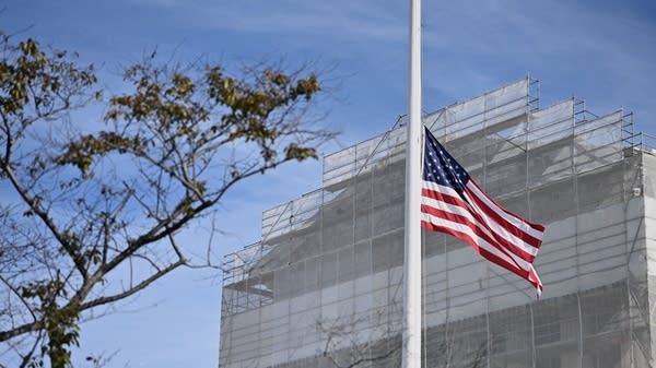 The federal government will have to return $90 billion of IEEPA tariffs if the Supreme Court decides that the president cannot impose tariffs on countries under the International Emergency Economic Powers Act.