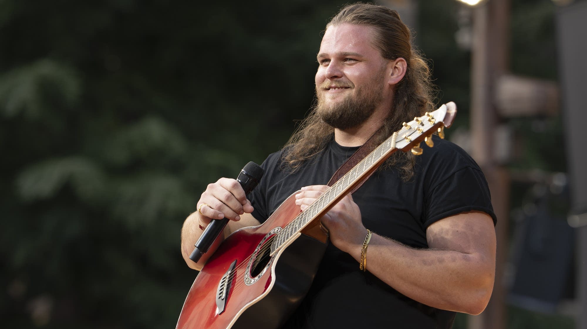 Minnesotan breaks into top 11 of ‘American Idol’