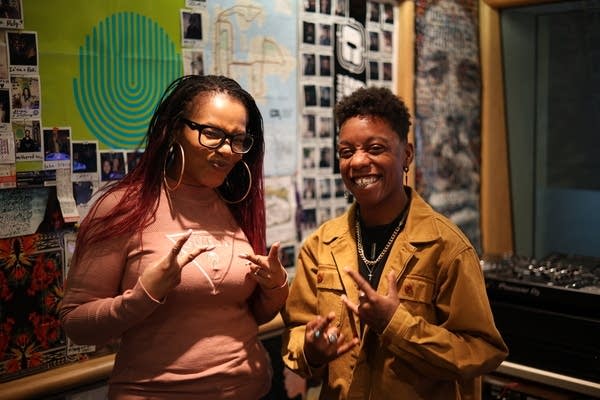 Sanni Brown and Taylor Ngiri Seaberg posing for a photo