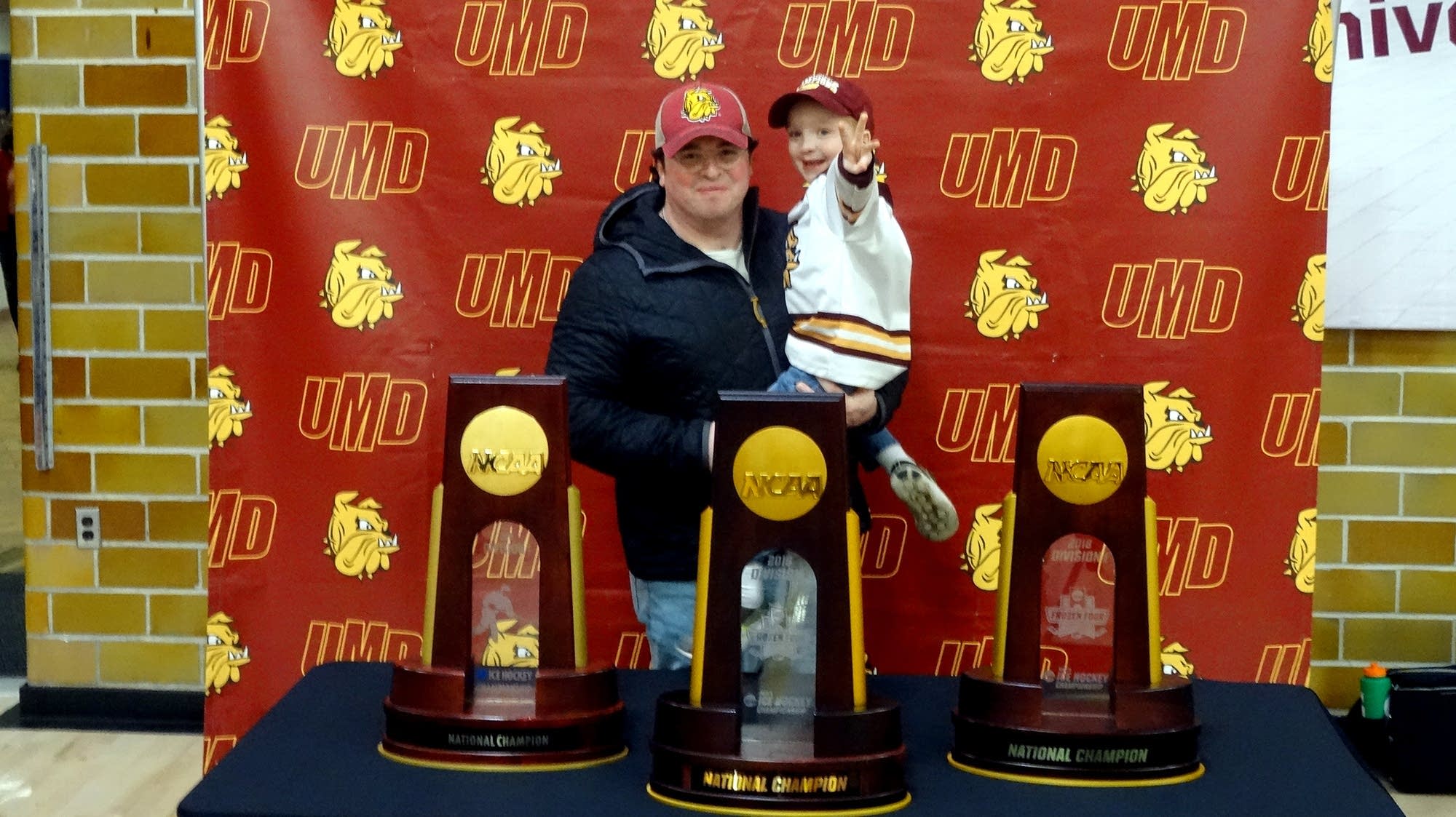 UMD Bulldogs men's hockey team championship celebration