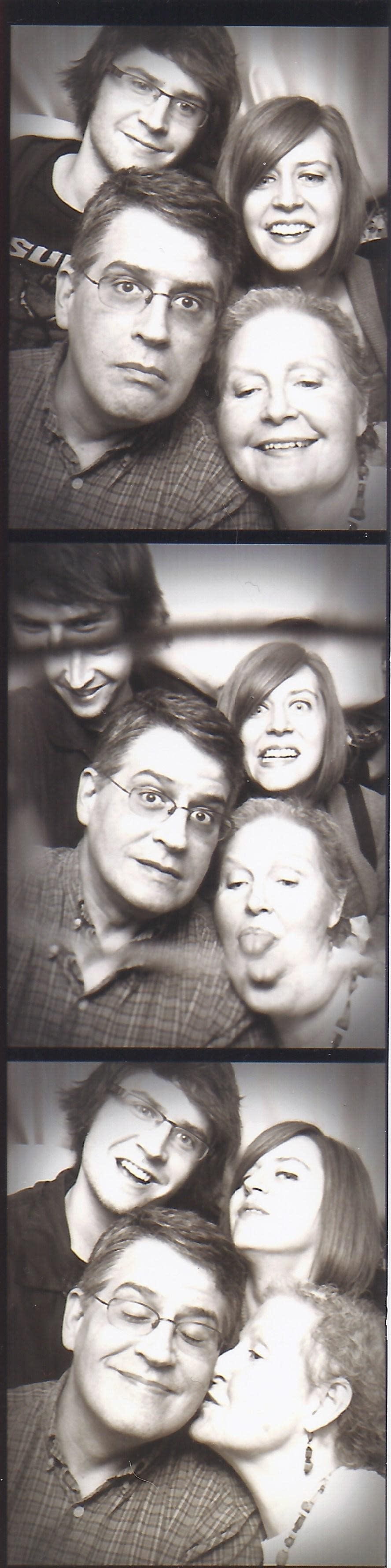 Emily Kaiser and her mom, dad and brother