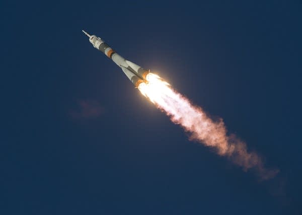 Soyuz Expedition 46 Launch