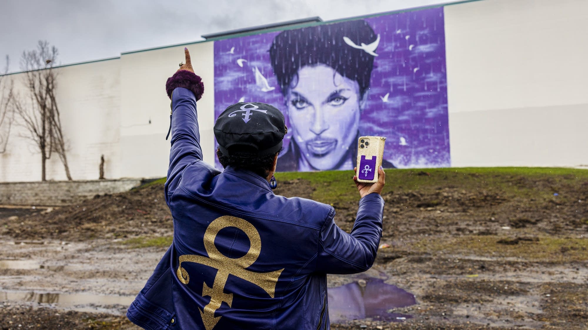 Take your little red Corvette down new Minnesota roadway named for Prince - Vimarsana News