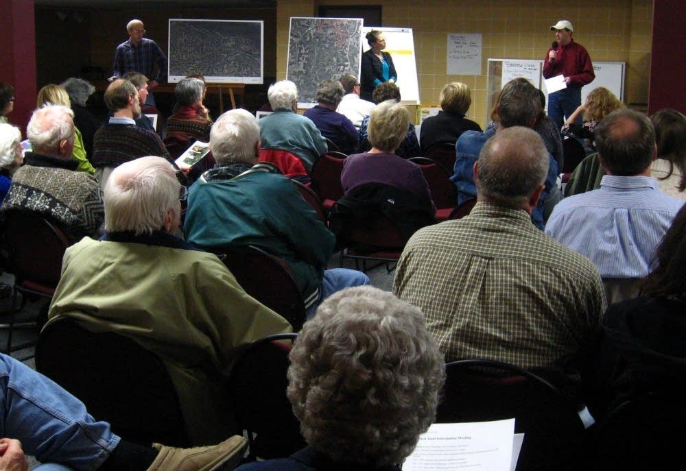 Meeting about sand fracking