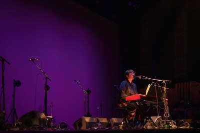 Nona Invie performing on stage