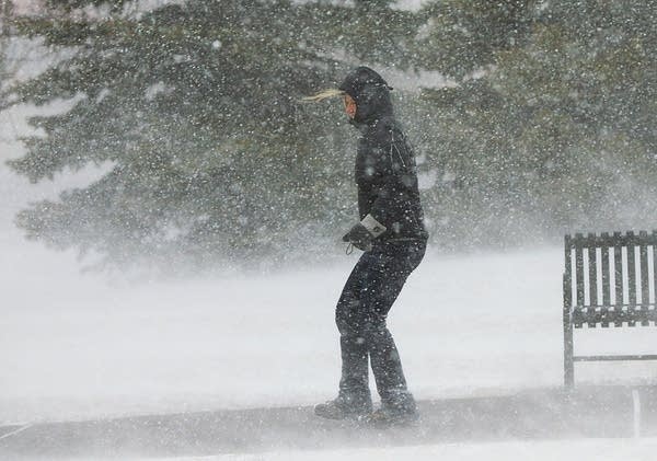 Photos: April snowstorm slogs through Minn.