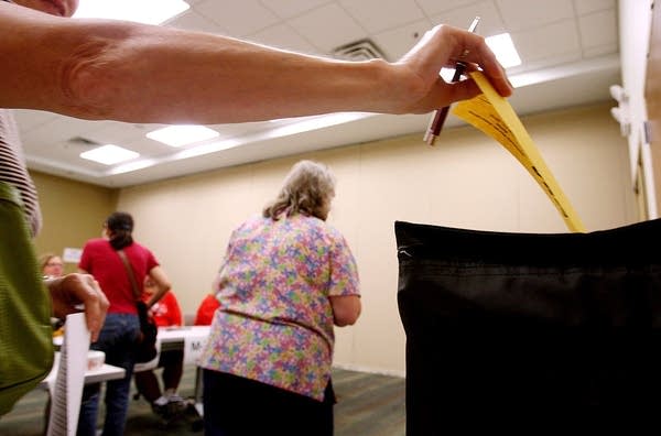 Nurses cast their votes