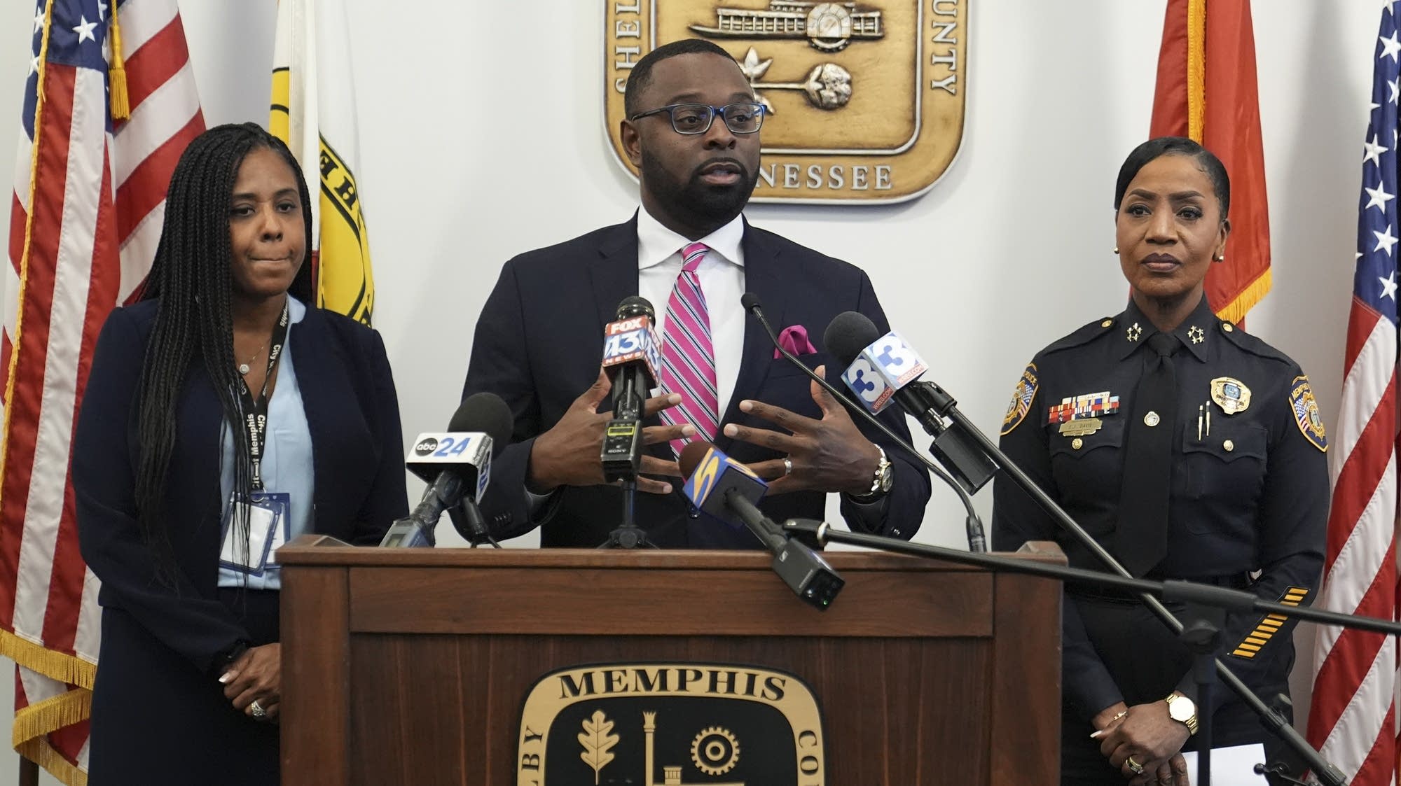 Man charged in attempted kidnapping of mayor, Memphis police say | MPR News