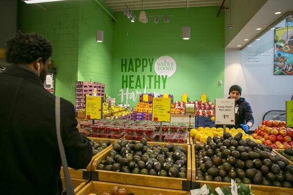 Amazon expands its perishable delivery service, putting pressure on traditional grocers