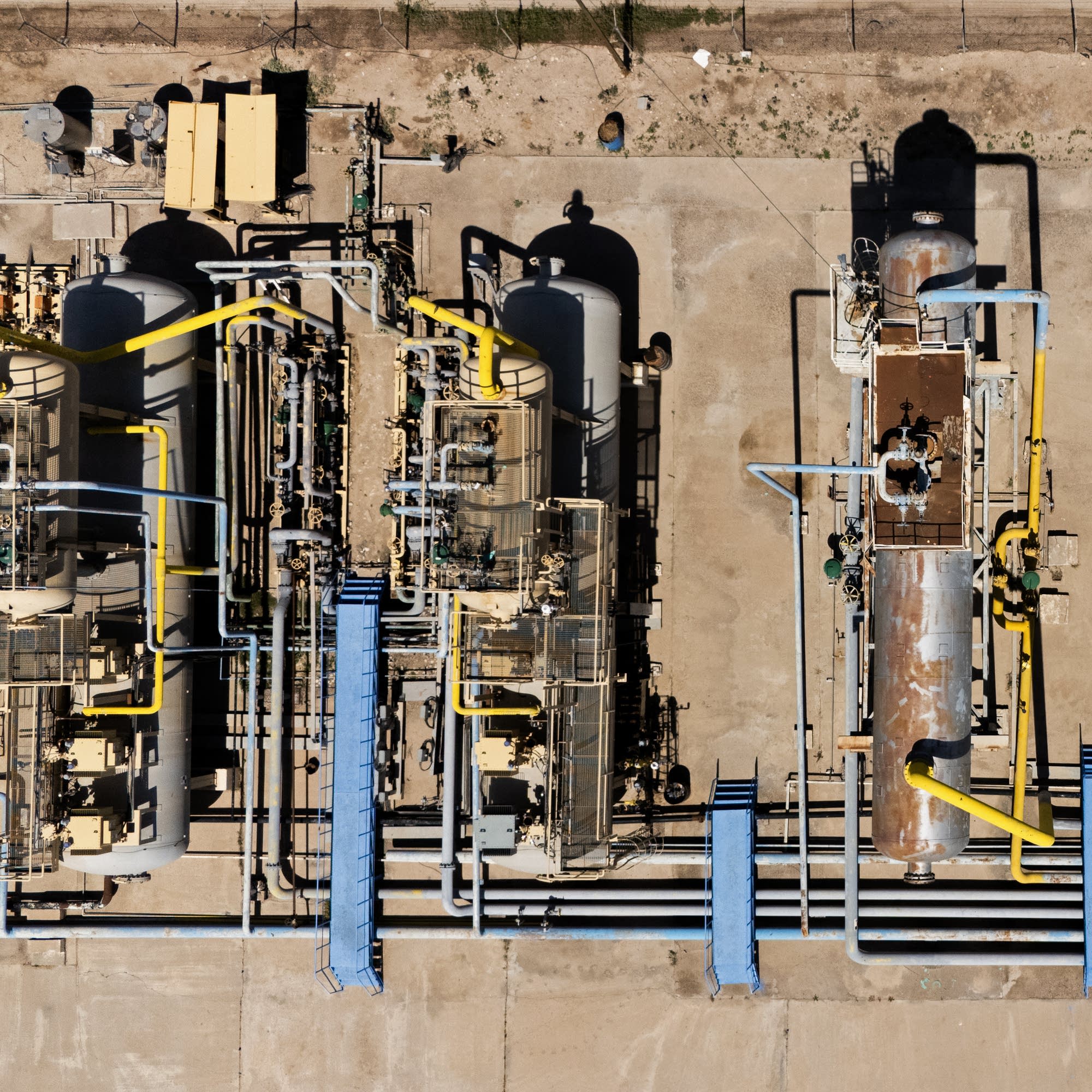 Will Chevron-Iraq deal solve oil woes?
