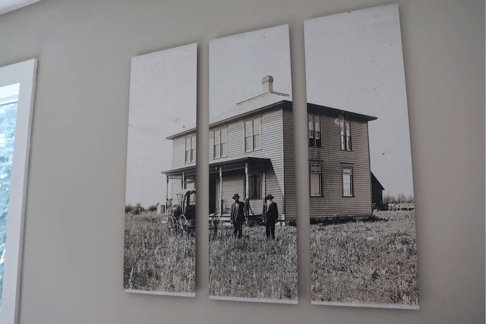 A black and white photo