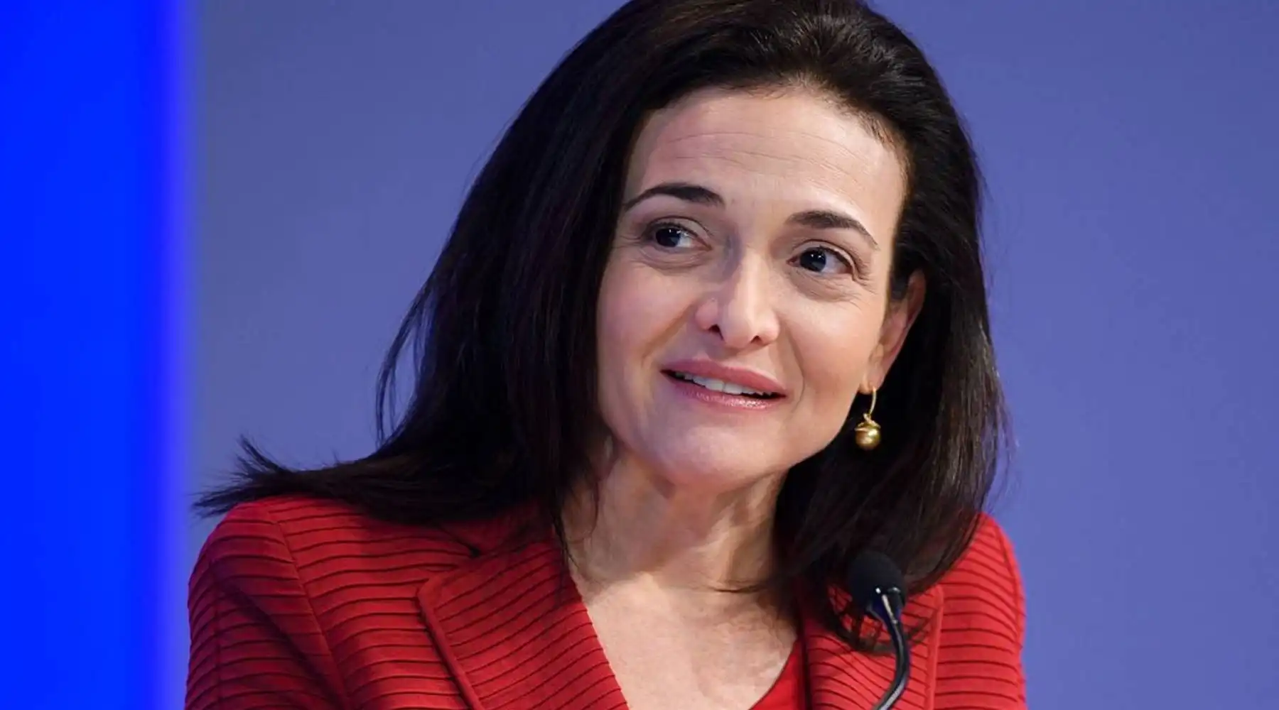 Sheryl Sandberg ‘We all deserve equal pay’