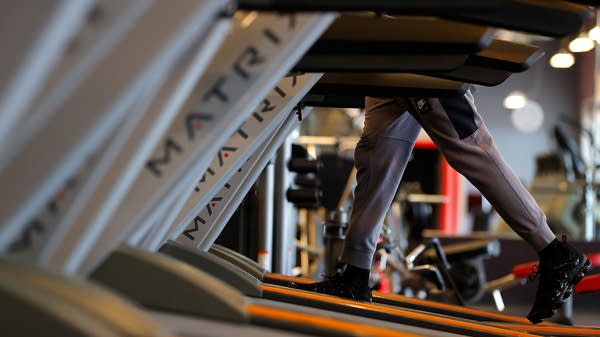 Like a gym asking customers to pay for memberships multiple years in advance at a discount, the U.S. government offers long-term bonds with higher yields down the line. When risk factors rise, the yield often rises, too.