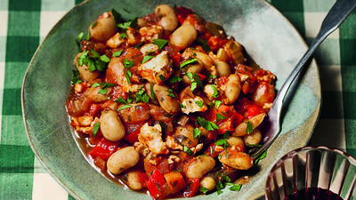 Greek Baked Beans (Gígantes Pláki)