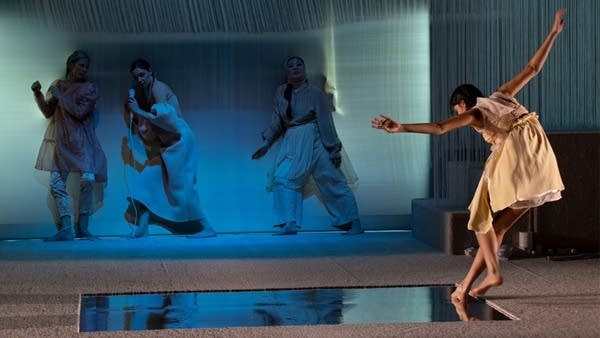 Photo Credit: Big Dance Theater, The Mood Room. Photo by Maria Baranova. 