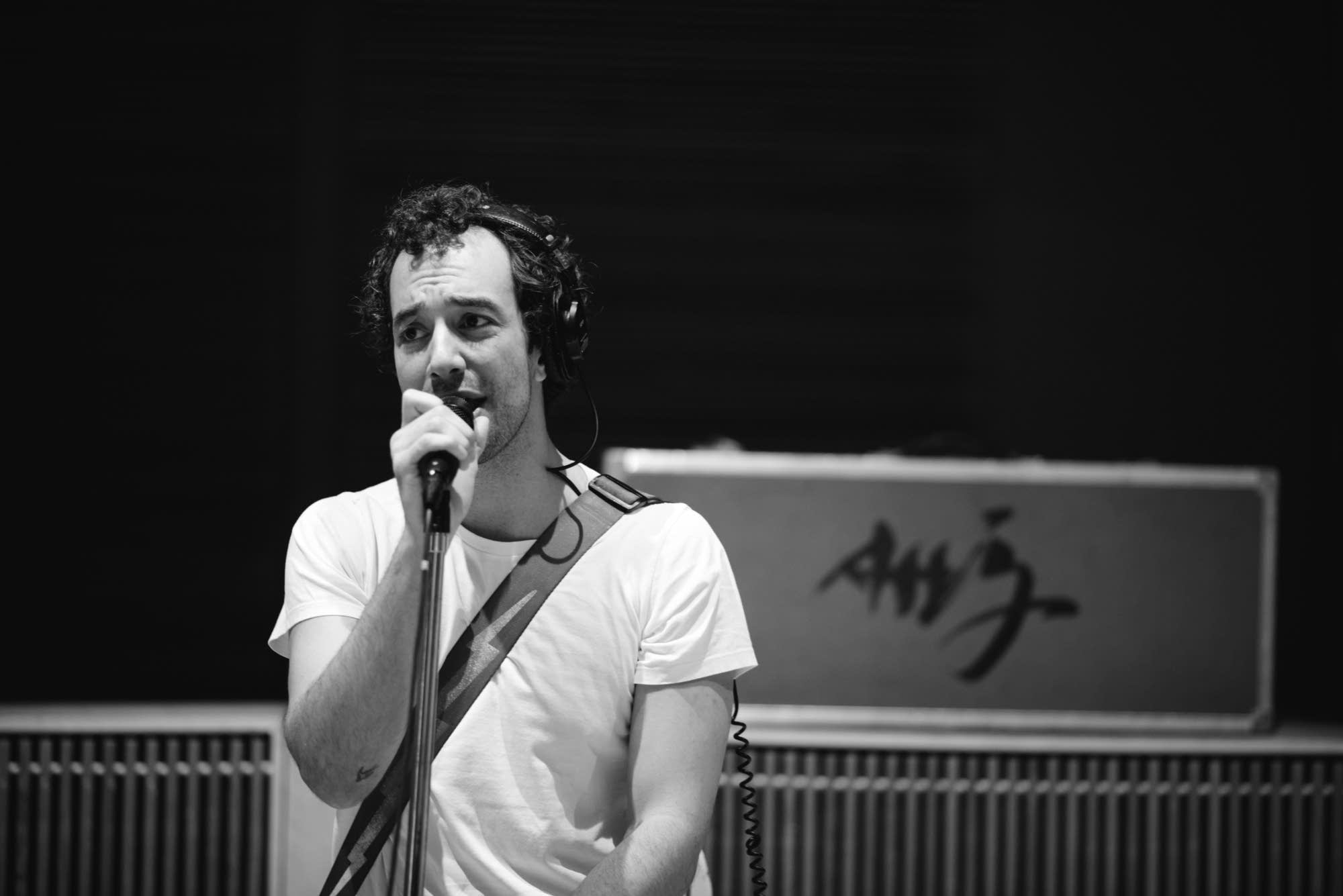 Albert Hammond Jr Pursues A Labor Of Love The Current