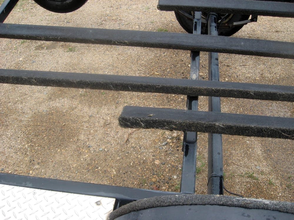 Boat trailer
