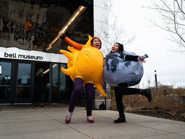 DAIRY Break: Opposites