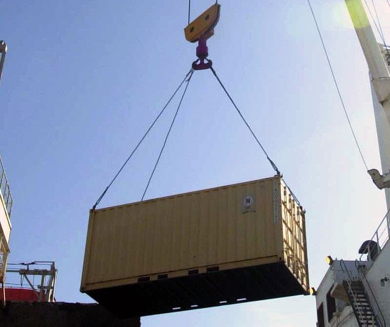 Shipping container