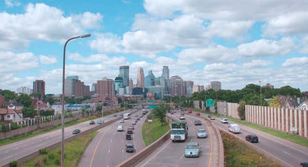 Minnesota pols move to cut transportation research