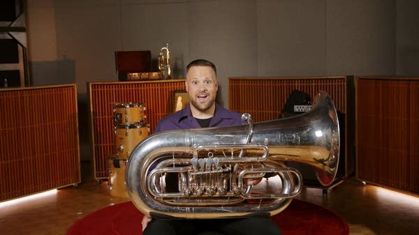 Class Notes thumbnail for a Beginning Band lesson. Includes tuba player Jacob Grewe of the Minnesota Winds.