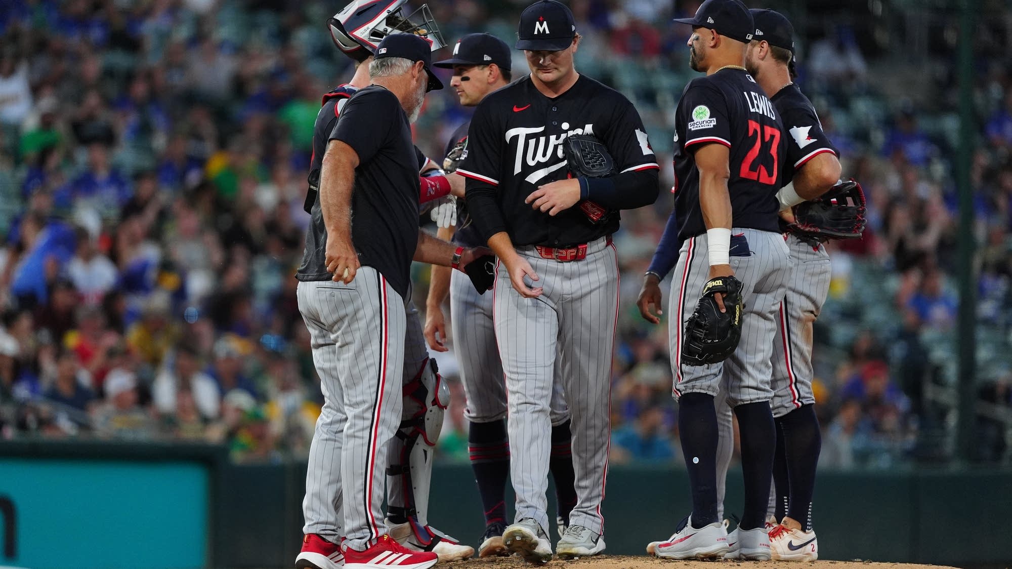 Minnesota Twins lose to Athletics 7-4