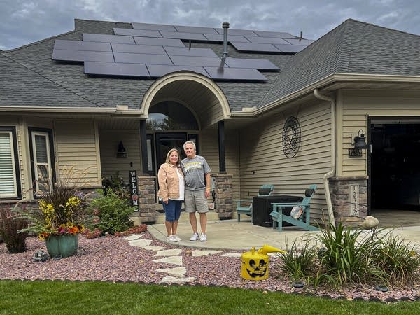 Clean energy tax credits are ending, but higher electricity costs still driving interest in solar