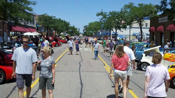 How about a truce in the suburb vs. city war?