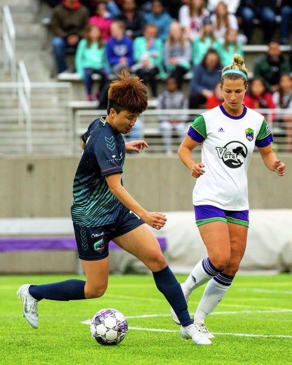 First game for the Minnesota Aurora women's soccer team