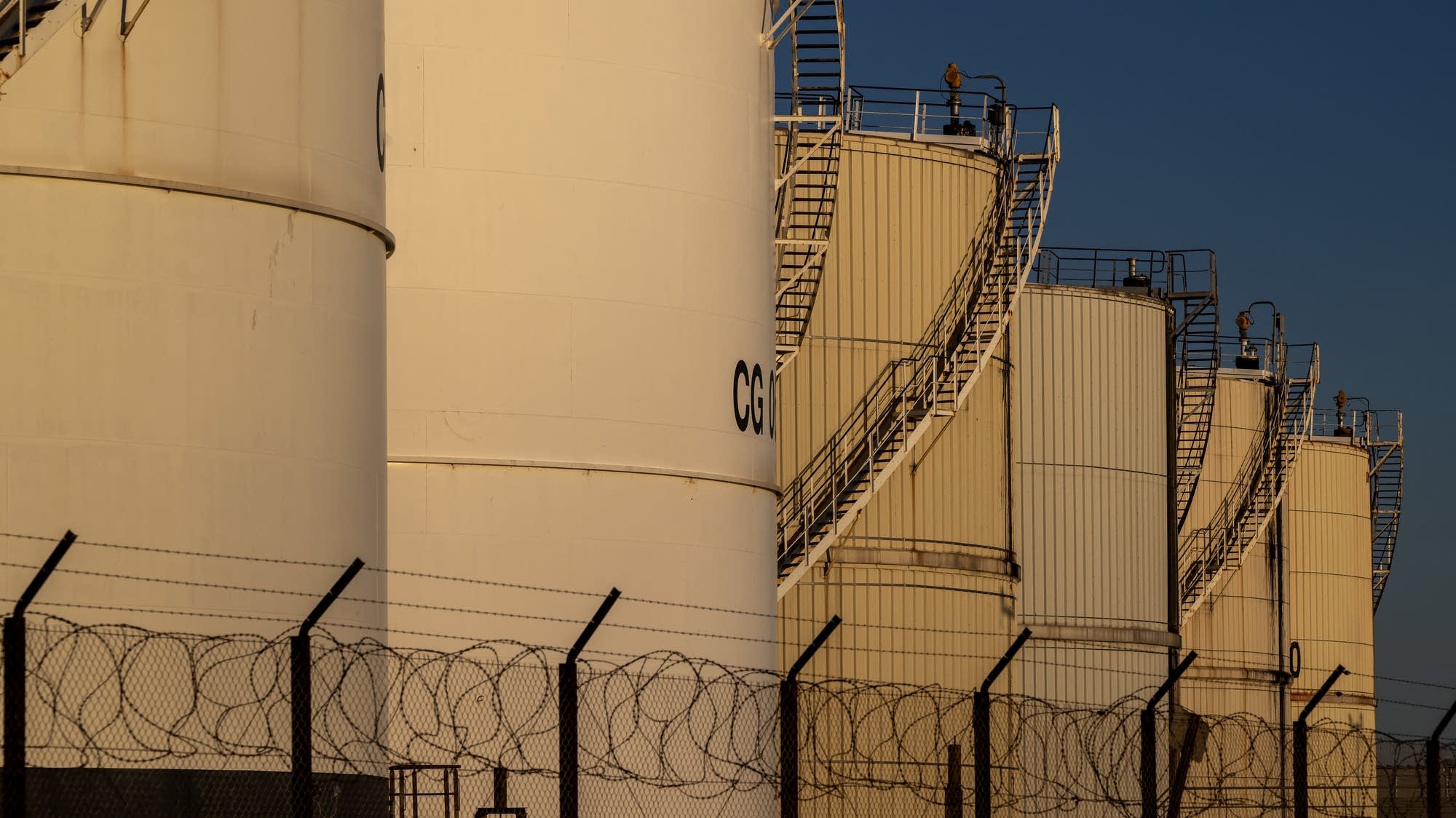 Oil exporters have traded in U.S. dollars for decades. A change may be coming.