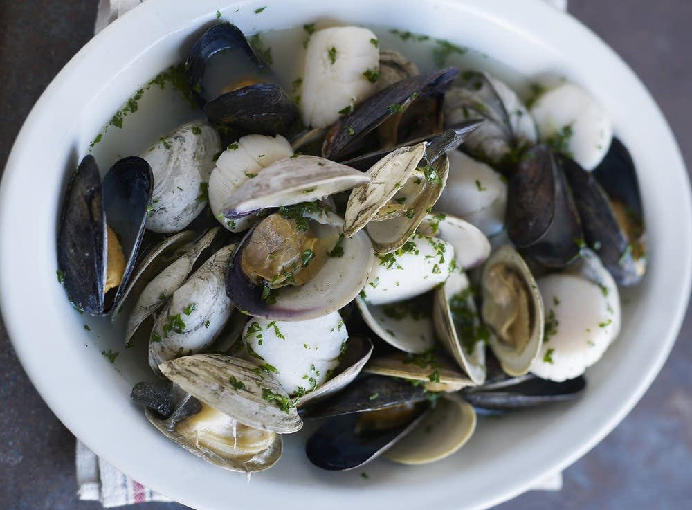 How to clean clams and mussels before cooking The Splendid Table