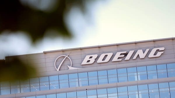 Unionized Boeing workers could strike tonight