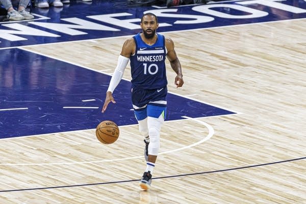 NYC pawn shop owner pleads guilty to fencing luxury items stolen from homes across U.S.