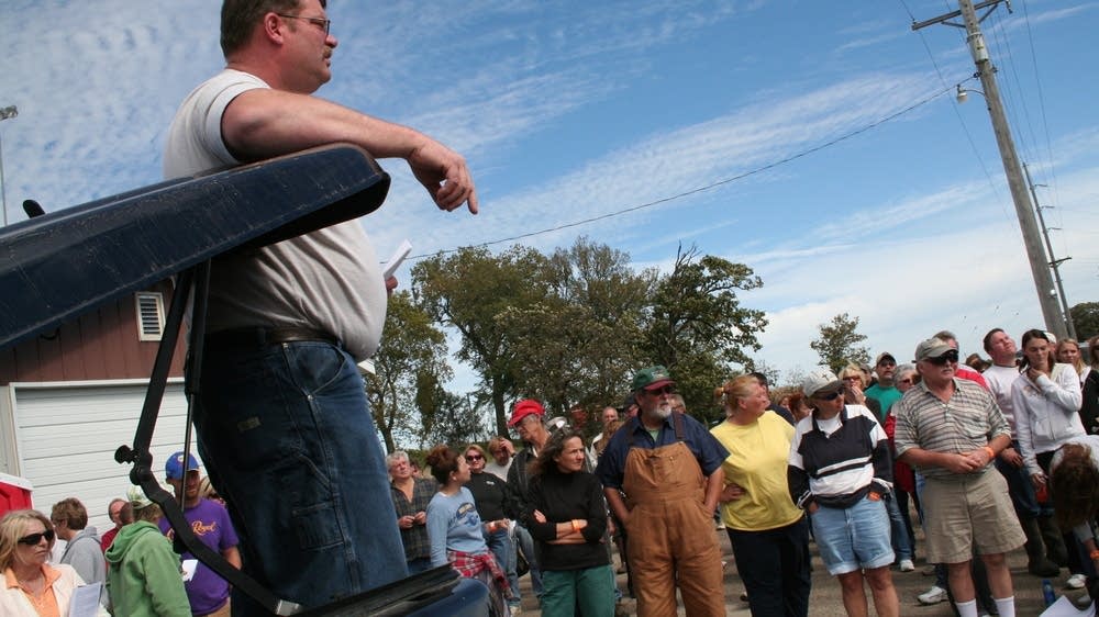 Zumbro Falls residents allowed back in, wait for disaster declaration