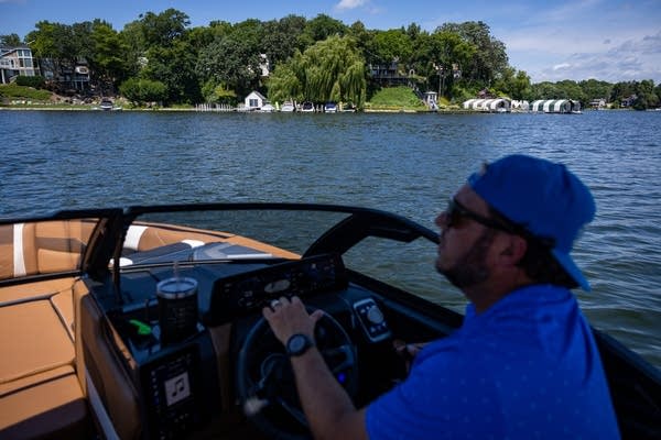 8afa46-20250722-wakesurfing-lakes-14-600 The study raises questions about Minnesota and Wikorfing Lakes