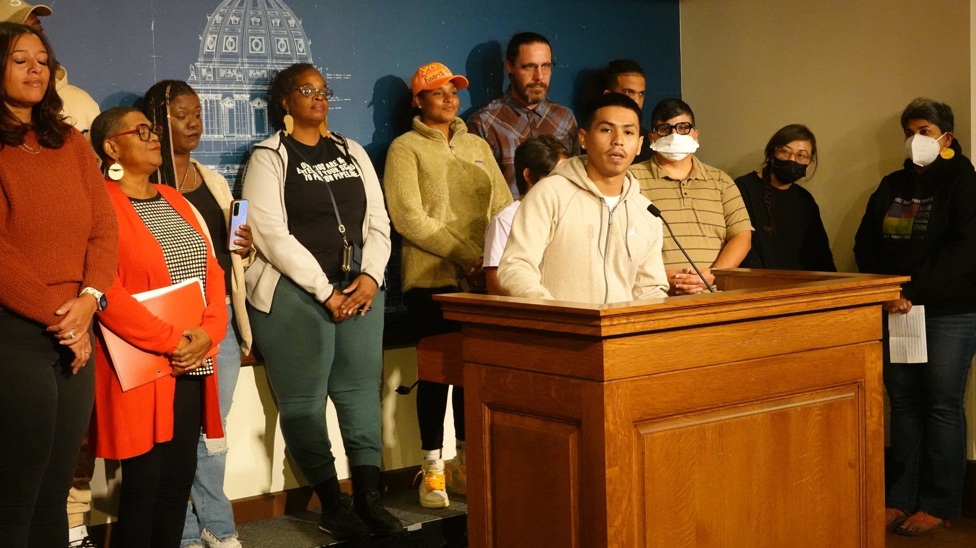 Bloc of DFL lawmakers opposes special session to repeal prone restraint law - Vimarsana News
