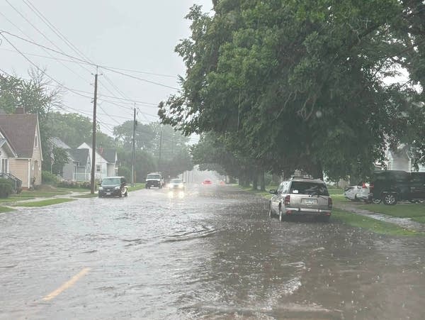 Flash flooding swamps Austin, forces closure of Interstate 90