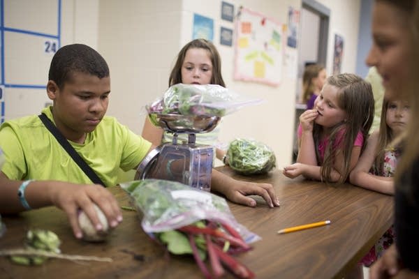 Bemidji residents use food to stitch together community